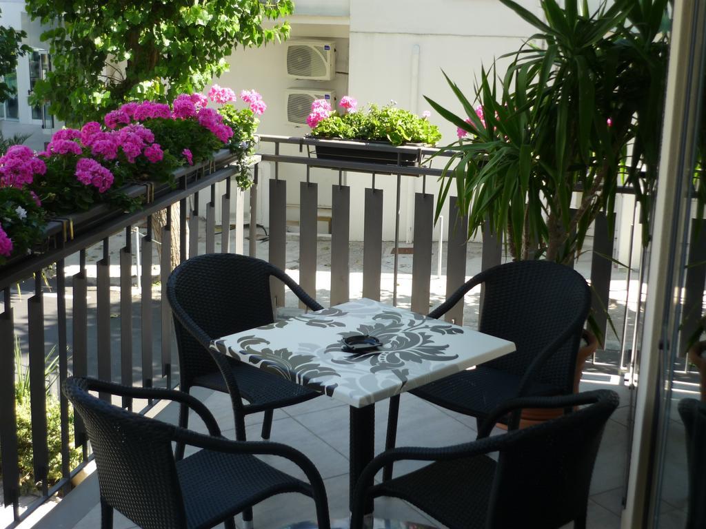 Blu Star Hotel Gabicce Mare Exterior foto